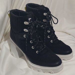 Sorel BREX Heel Cozy Lace Womens Size 9.5 Black/Sea Salt Waterproof Boots NEW